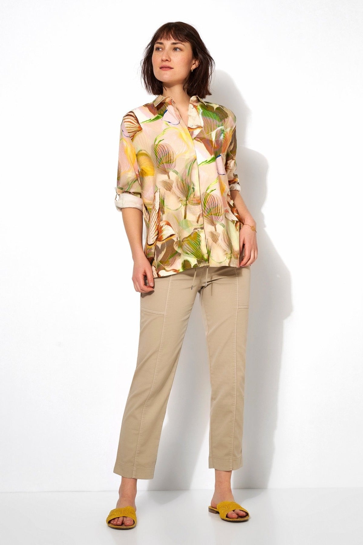 TONI Brown Linen blouse with tropic print