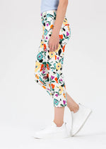 Load image into Gallery viewer, Floral Crop Pant
