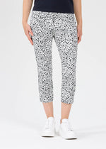 Load image into Gallery viewer, Loli Seersucker Crop Pant

