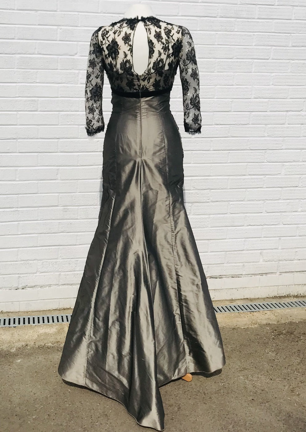 Linea Raffaeli long silk dress with black lace - 121-839 - Lucindas on-line