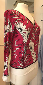 Load image into Gallery viewer, Leo &amp; Ugo Fuschia Floral Print Jumper - Lucindas on-line
