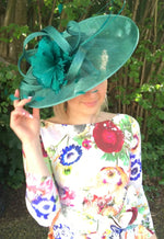 Load image into Gallery viewer, Disc Style Occasion Hat
