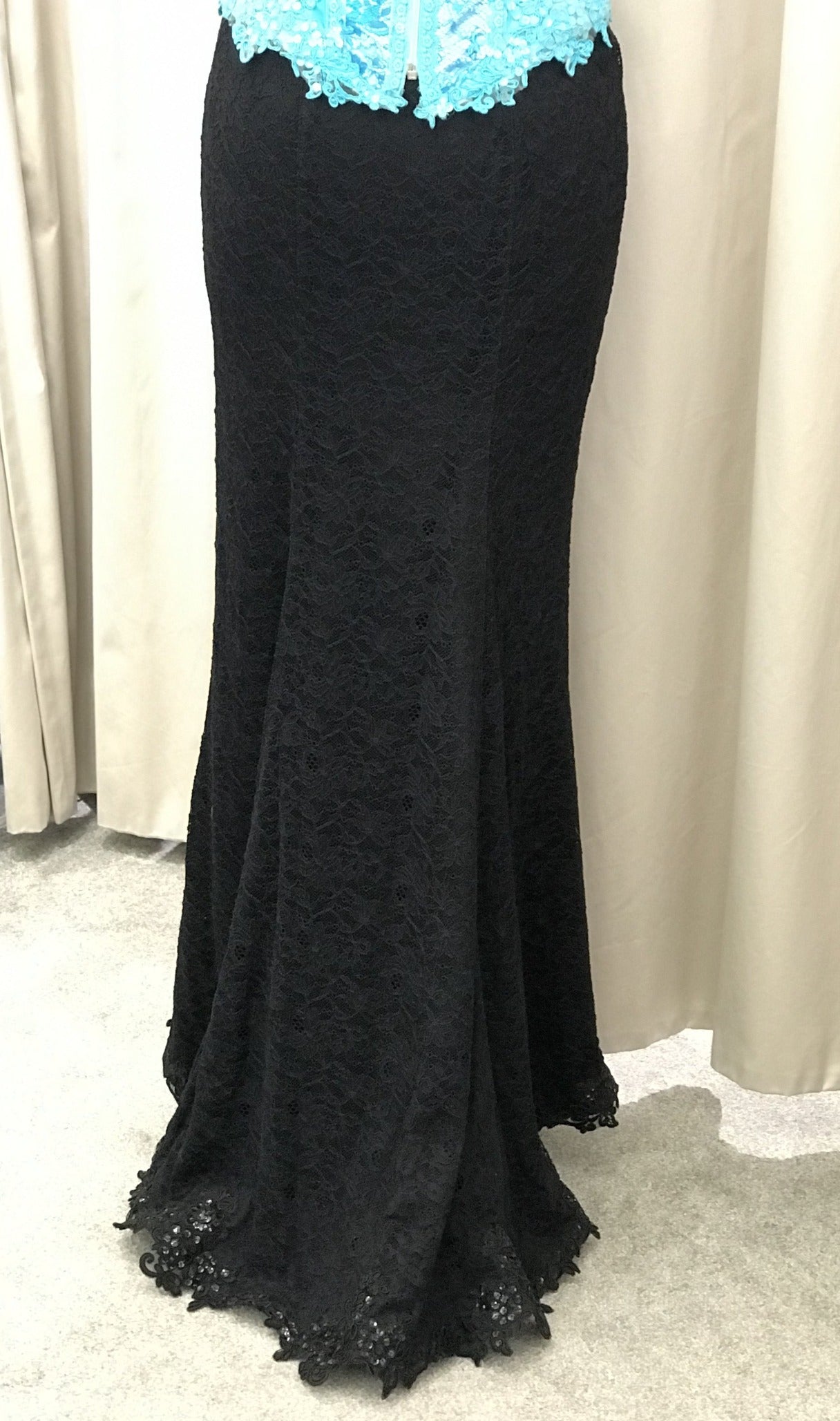 Vintage lace skirt - Lucindas on-line