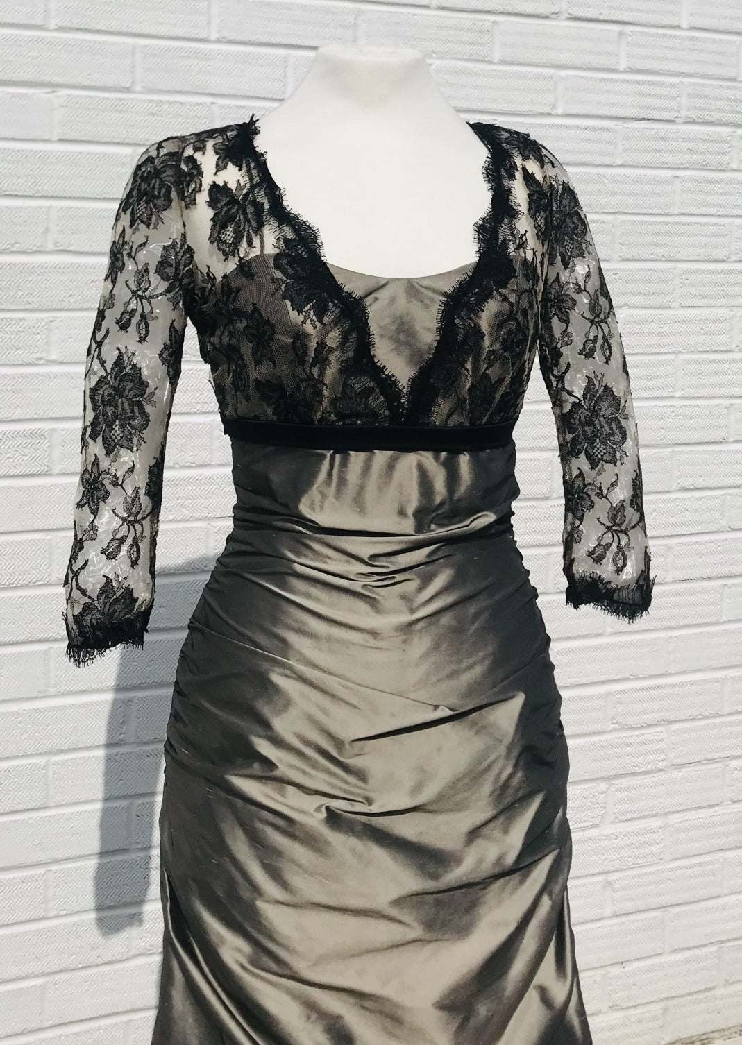 Linea Raffaeli long silk dress with black lace - 121-839 - Lucindas on-line